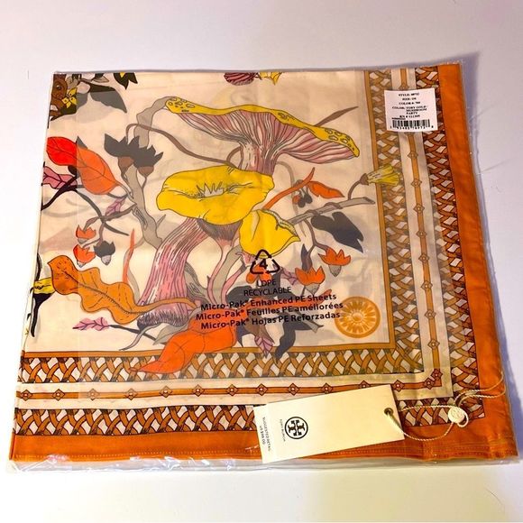 TORY BURCH Complete 2020 Foundation Seed Box Limited Edition w/ Tory Burch Scarf - Picture 4 of 16